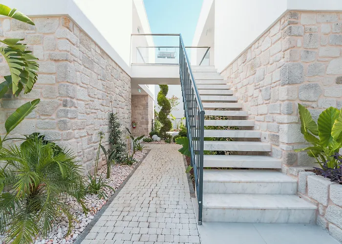 Local House 3* Αλικαρνασσός