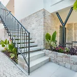 Local House Ξενοδοχείο με διαμερίσματα Αλικαρνασσός