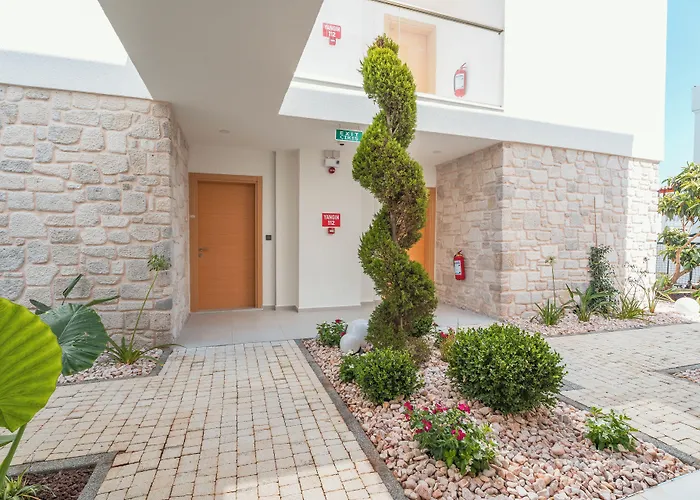 Local House شقة فندقية 3*